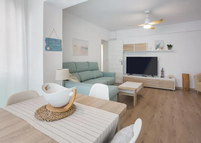 Golden Park Apartment *